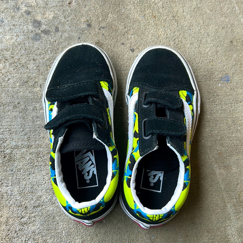 Toddler Shark Vans Size 10.5